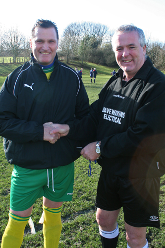 Mel Barnes receiving medal from Declan Hickey