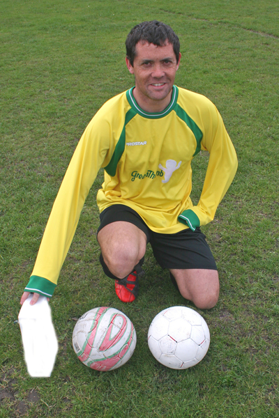 Darren Molyneux - 100 up!